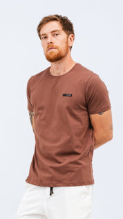 Camiseta Revive Class Marrom