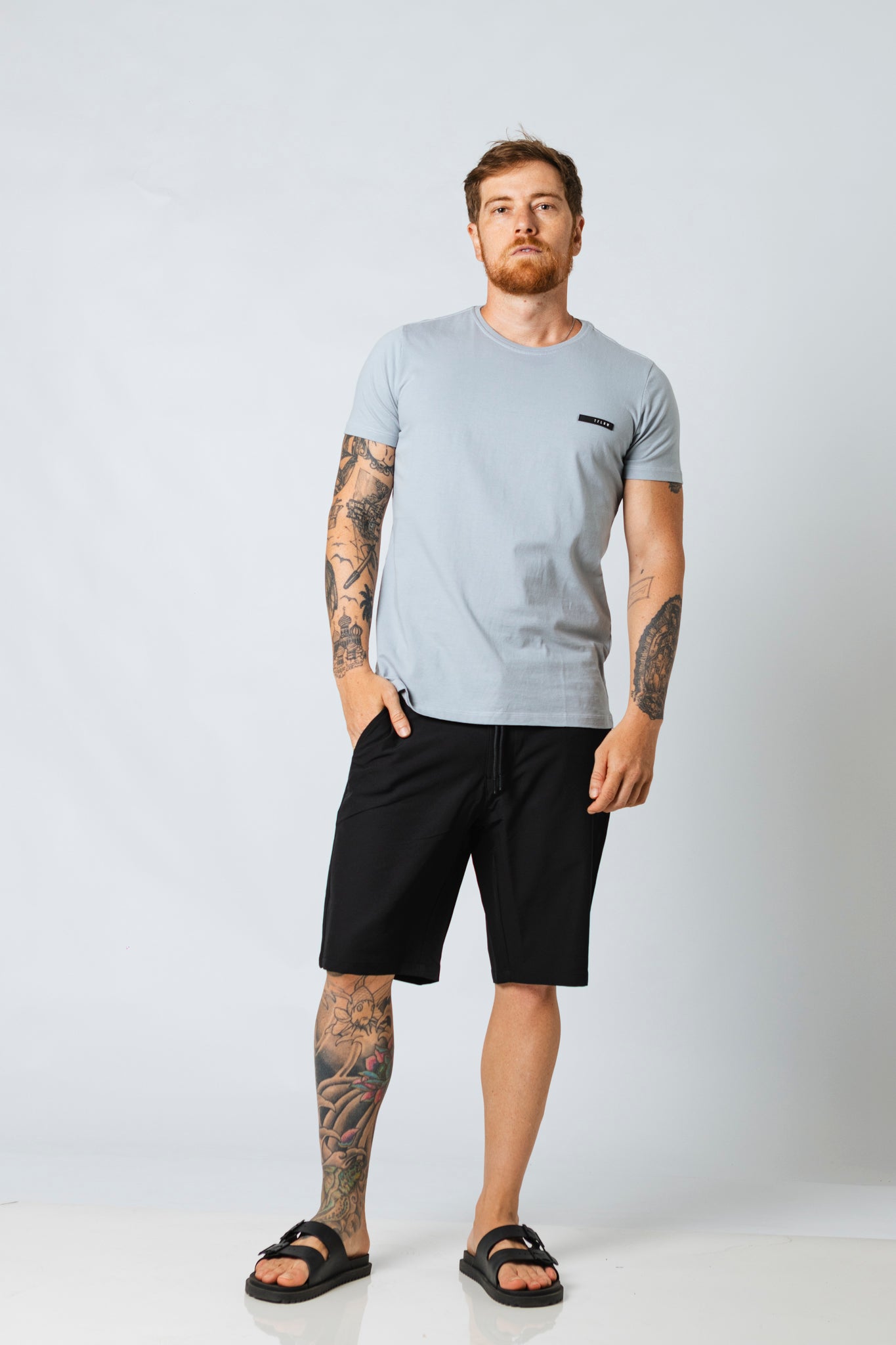 Camiseta Revive Class Cinza Chuva