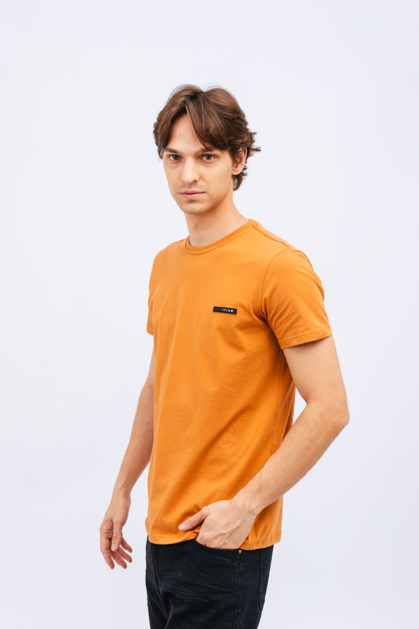 Camiseta Revive Class Conhaque