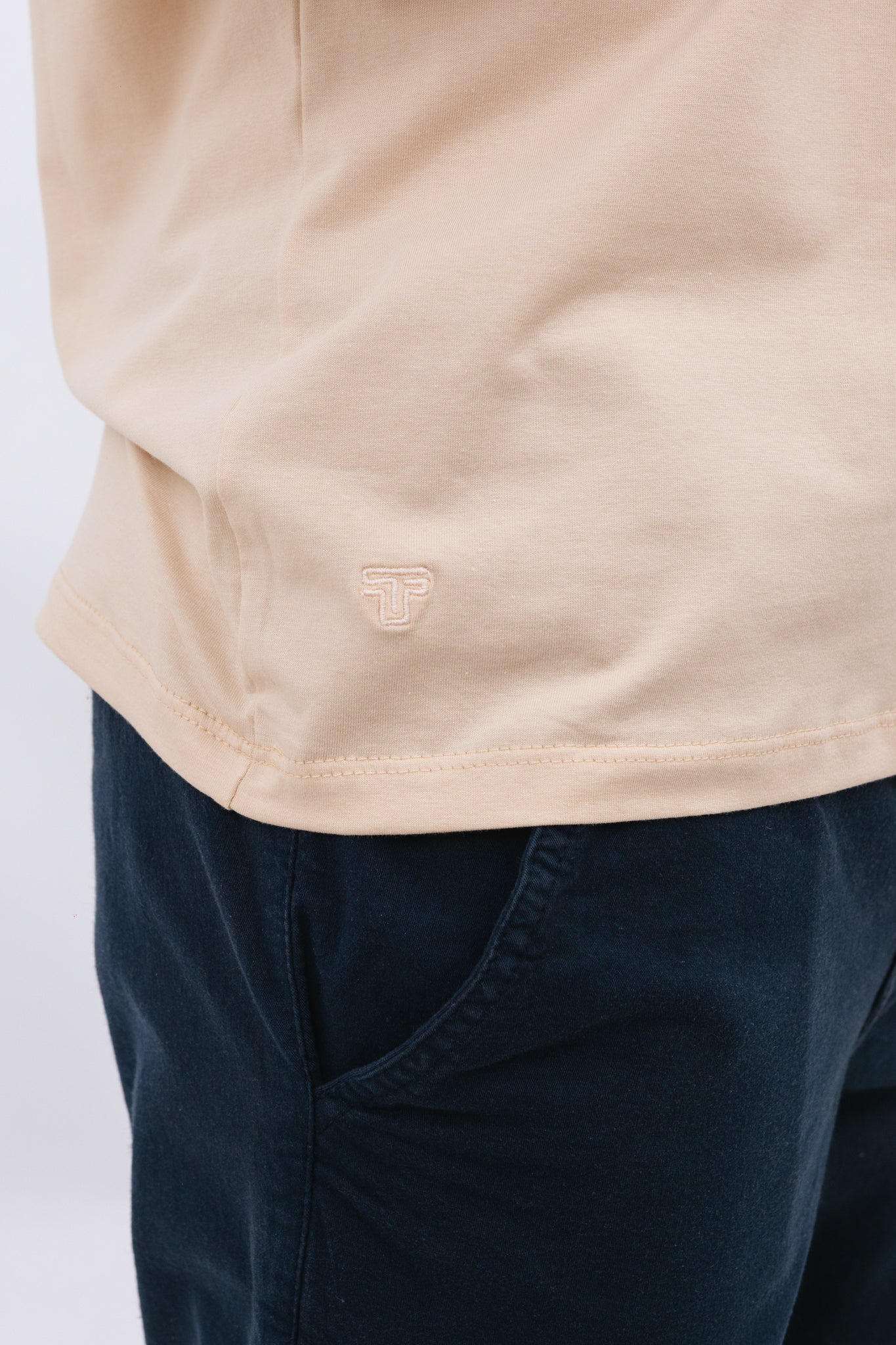 Camiseta Pima Atiq Creme