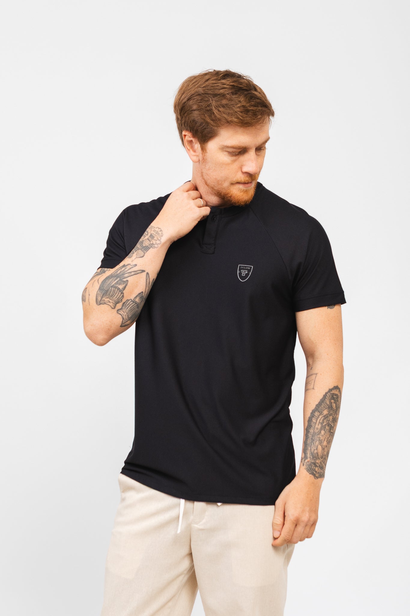 Camiseta Copa Henley Preta