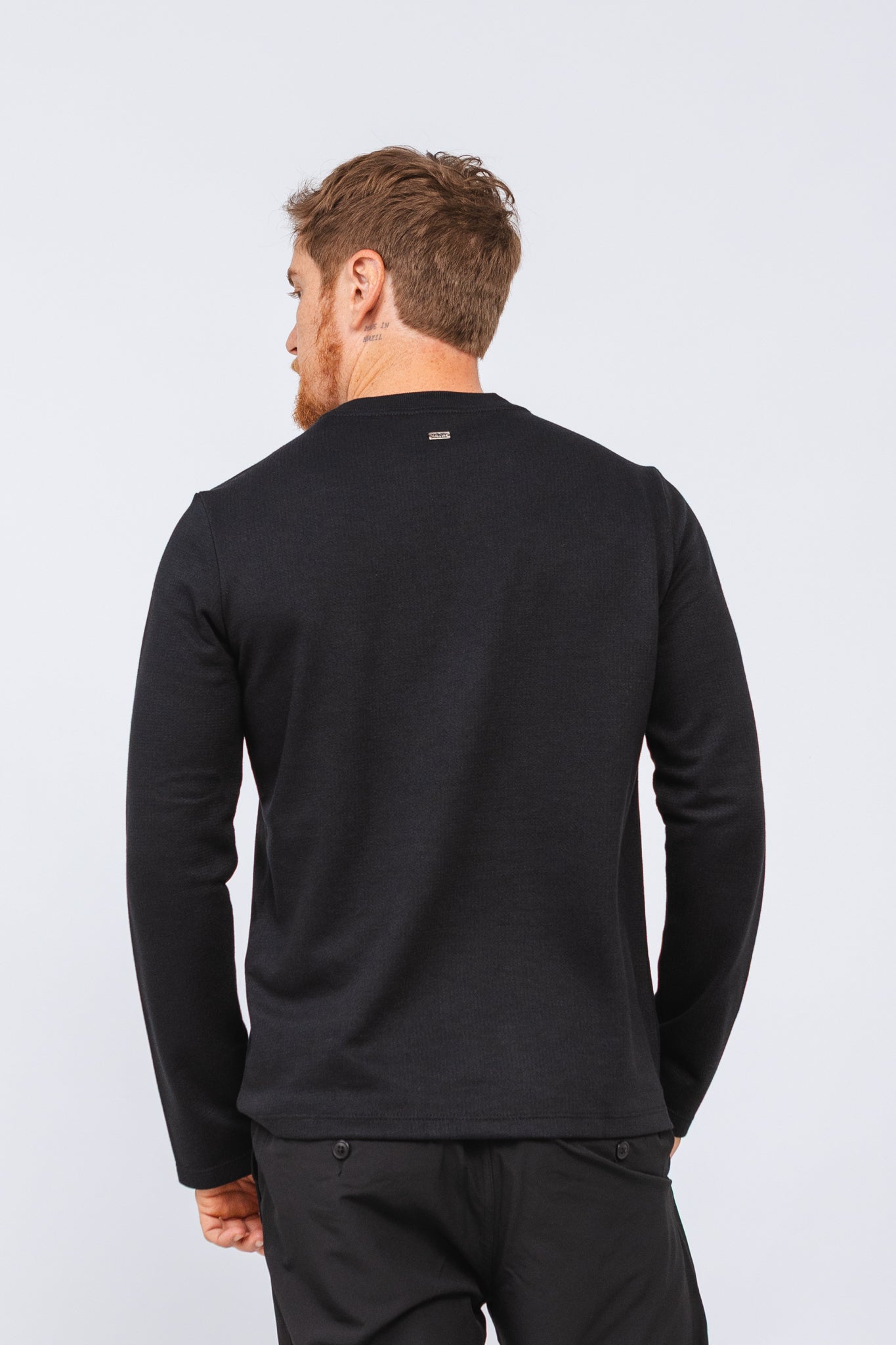 Camiseta Manga Longa Marriott Preta