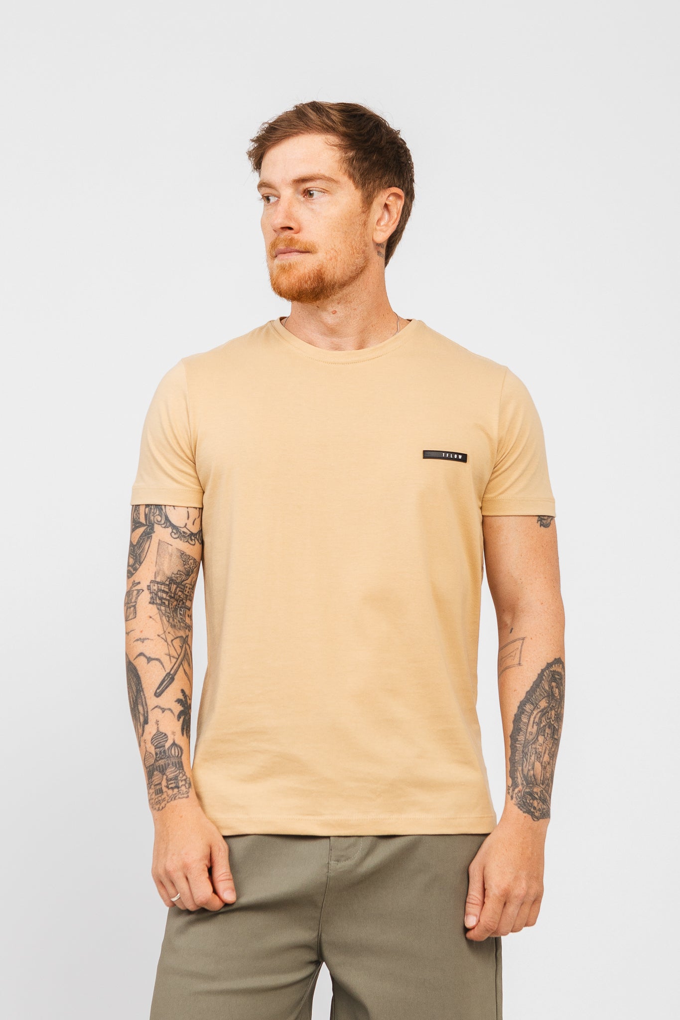 Camiseta Revive Class Bege