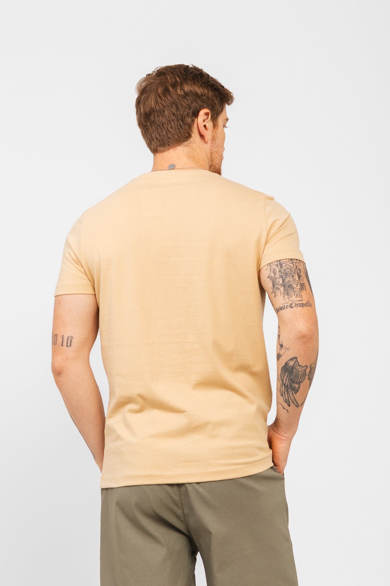 Camiseta Revive Class Bege