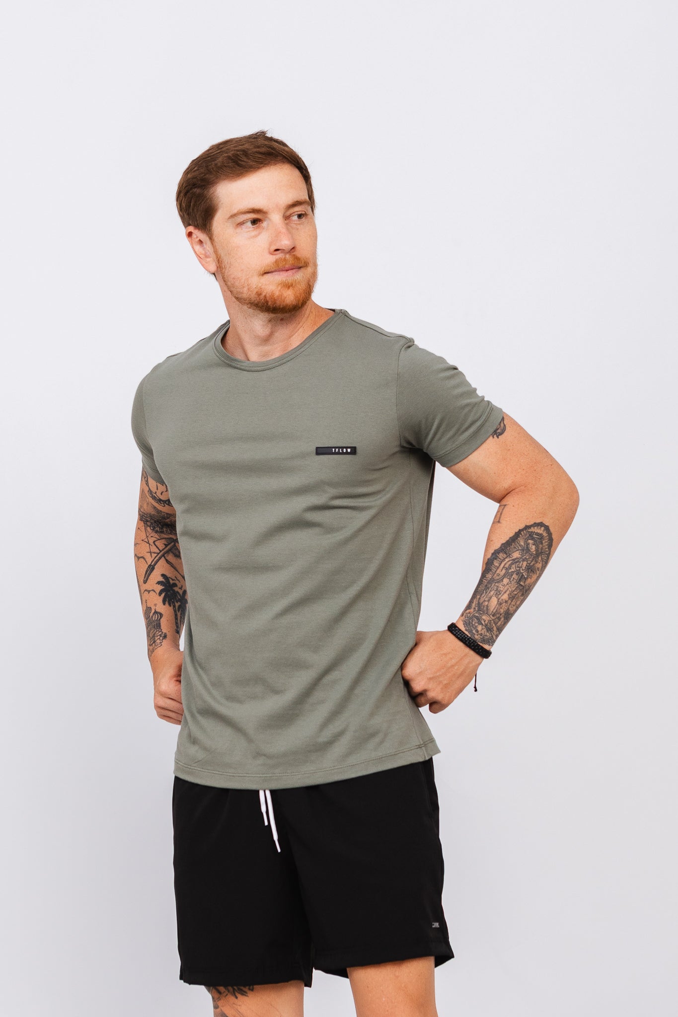Camiseta Revive Class Verde Camaleão