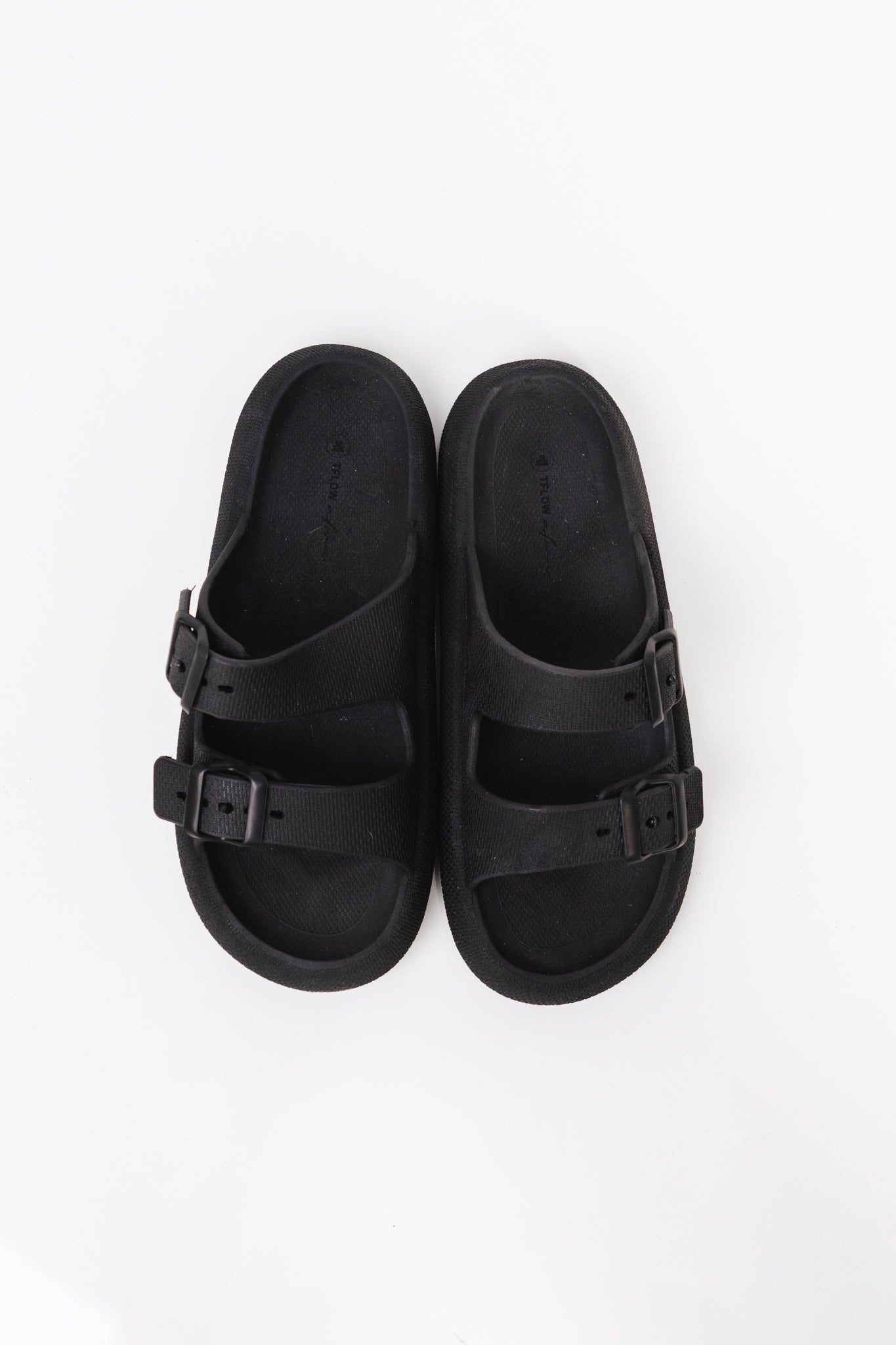 Chinelo Birken Cariri Preto