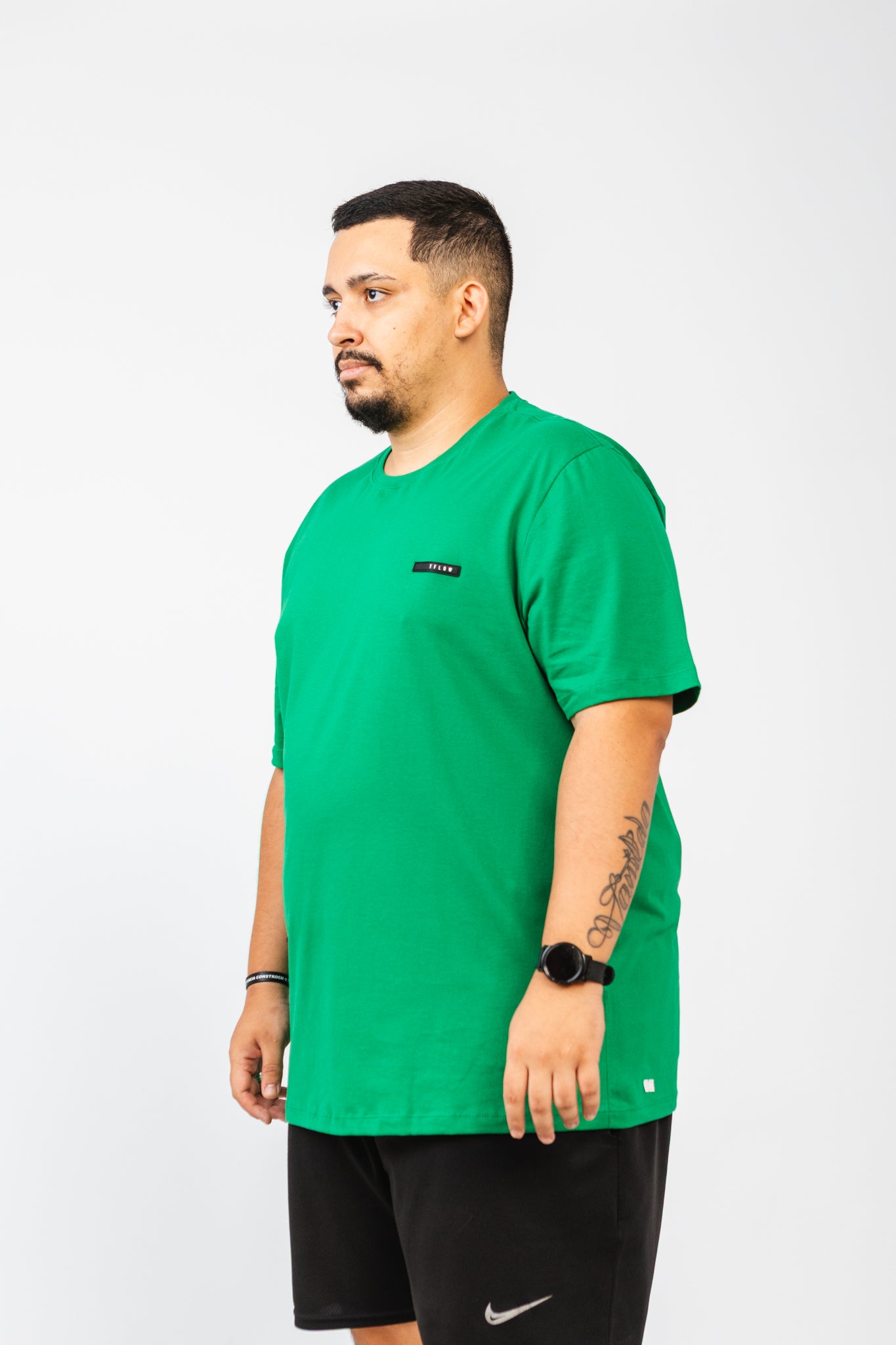 Camiseta Plus Revive Class Verde Seleção