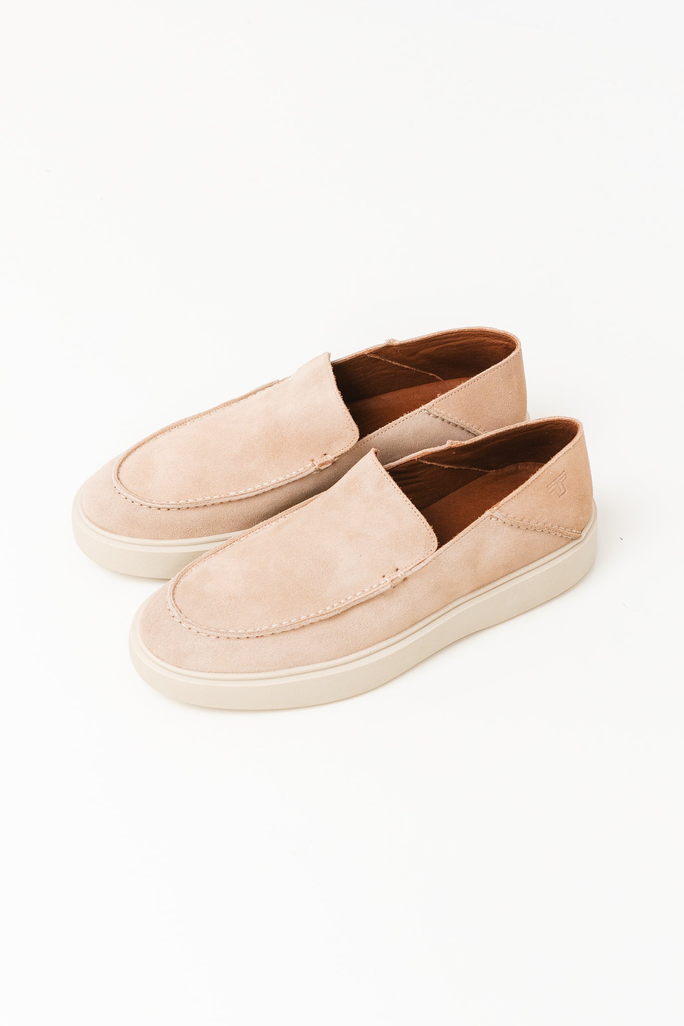 Tênis Sardenha Camurça