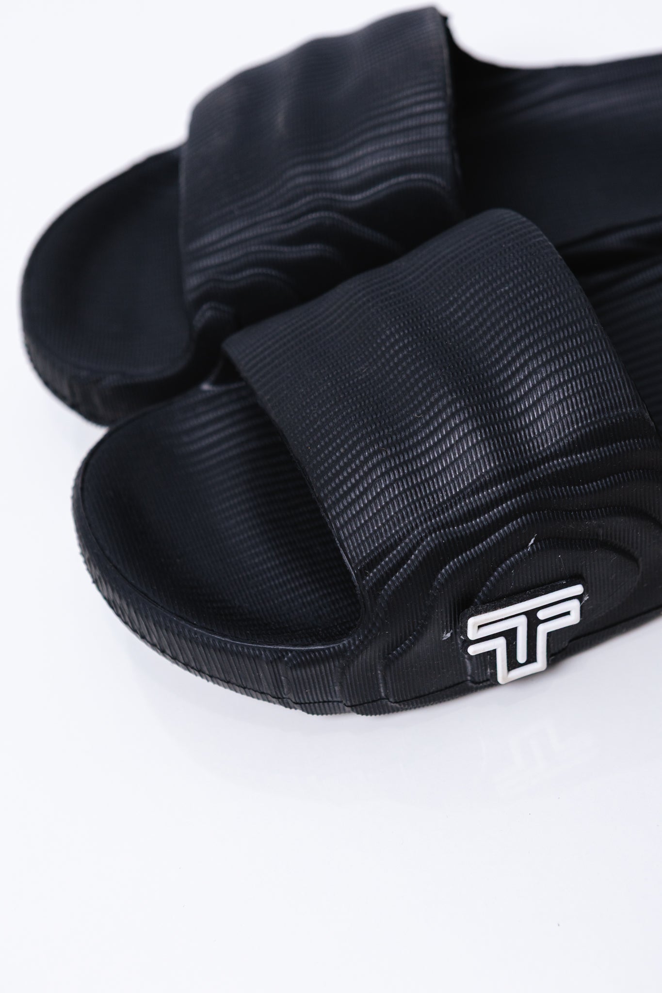 Chinelo Slide Lowee Preto