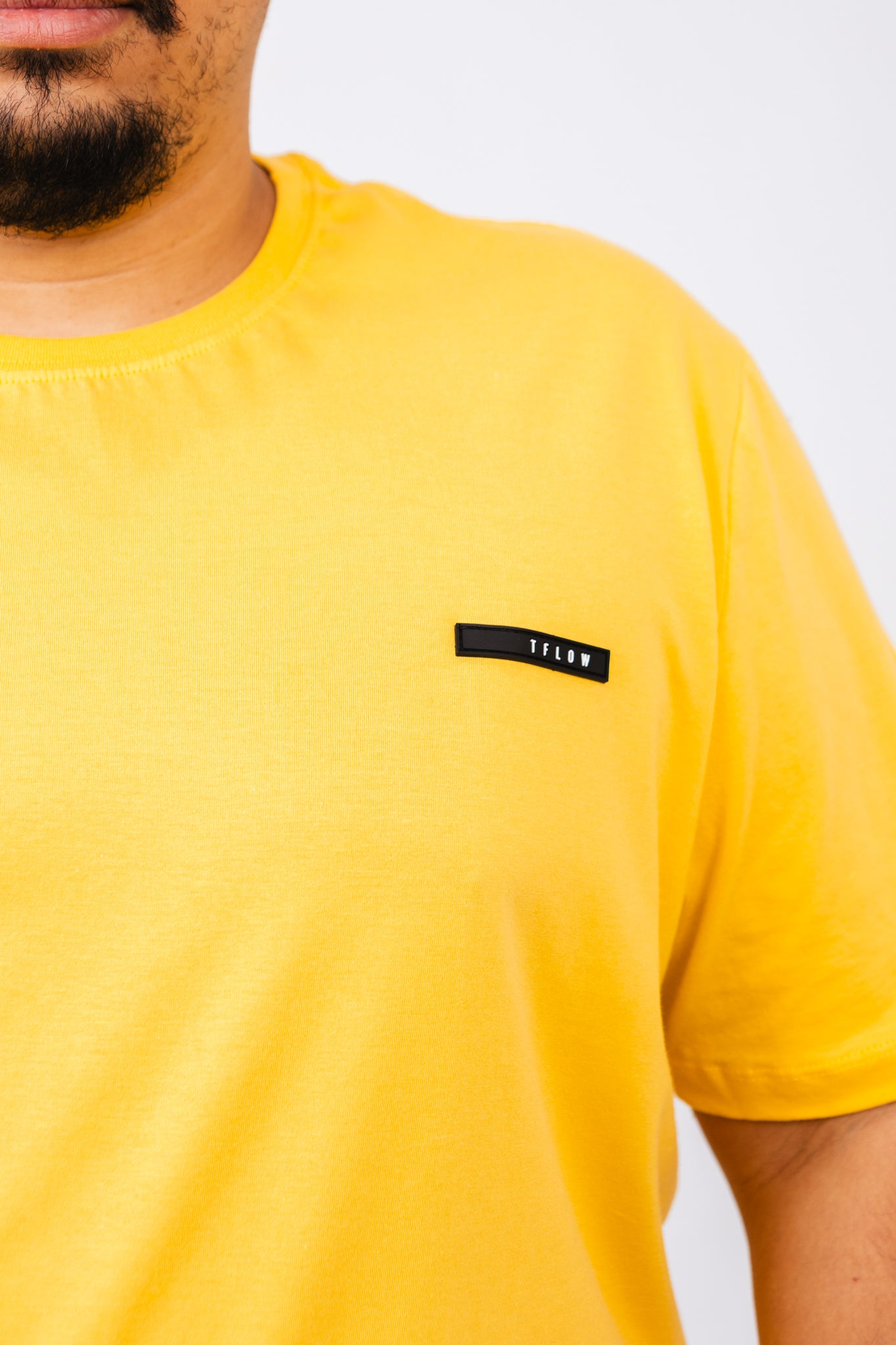 Camiseta Plus Revive Class Amarelo Polén