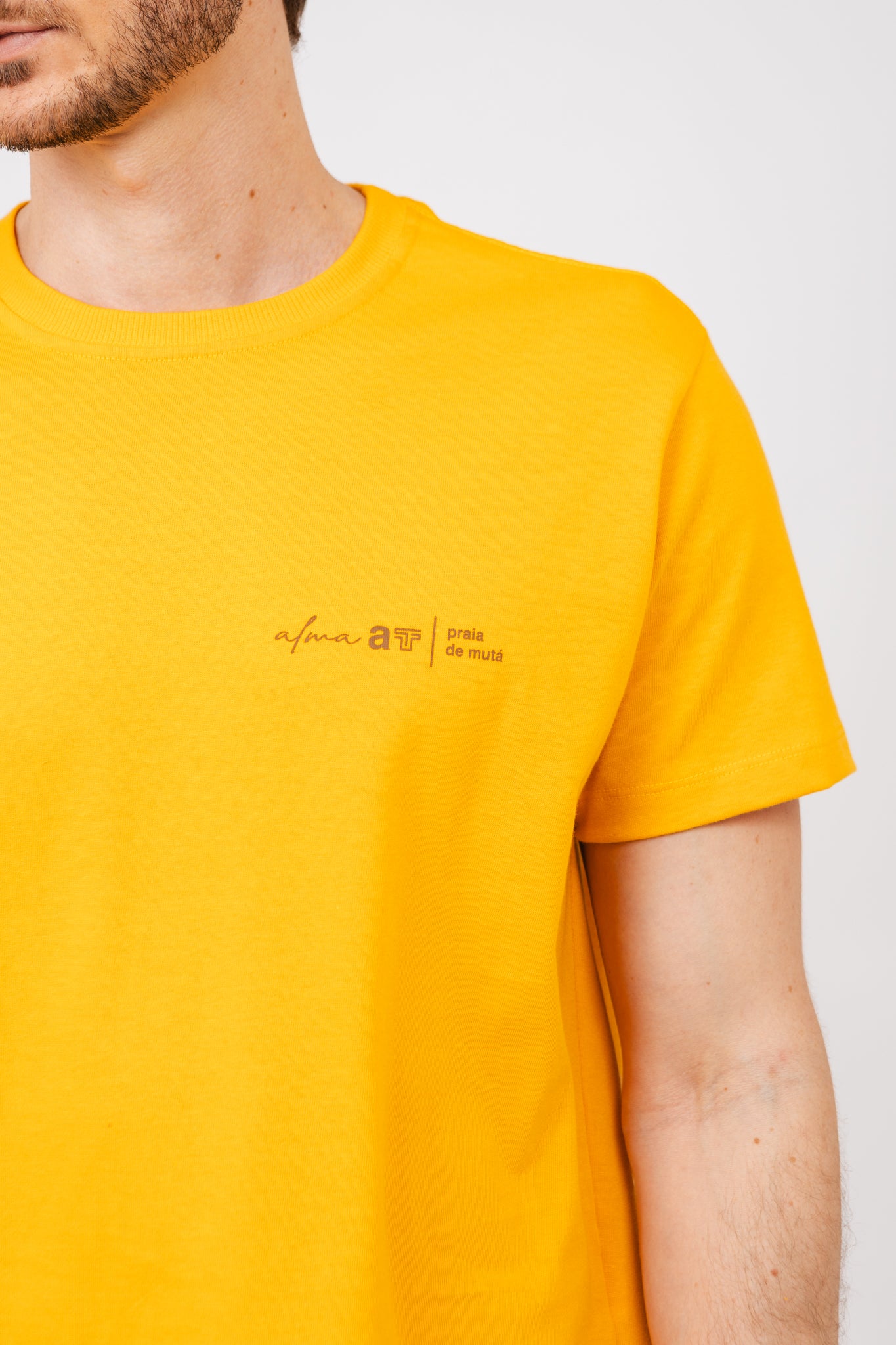 Camiseta Soul Praia de Muta Amarela