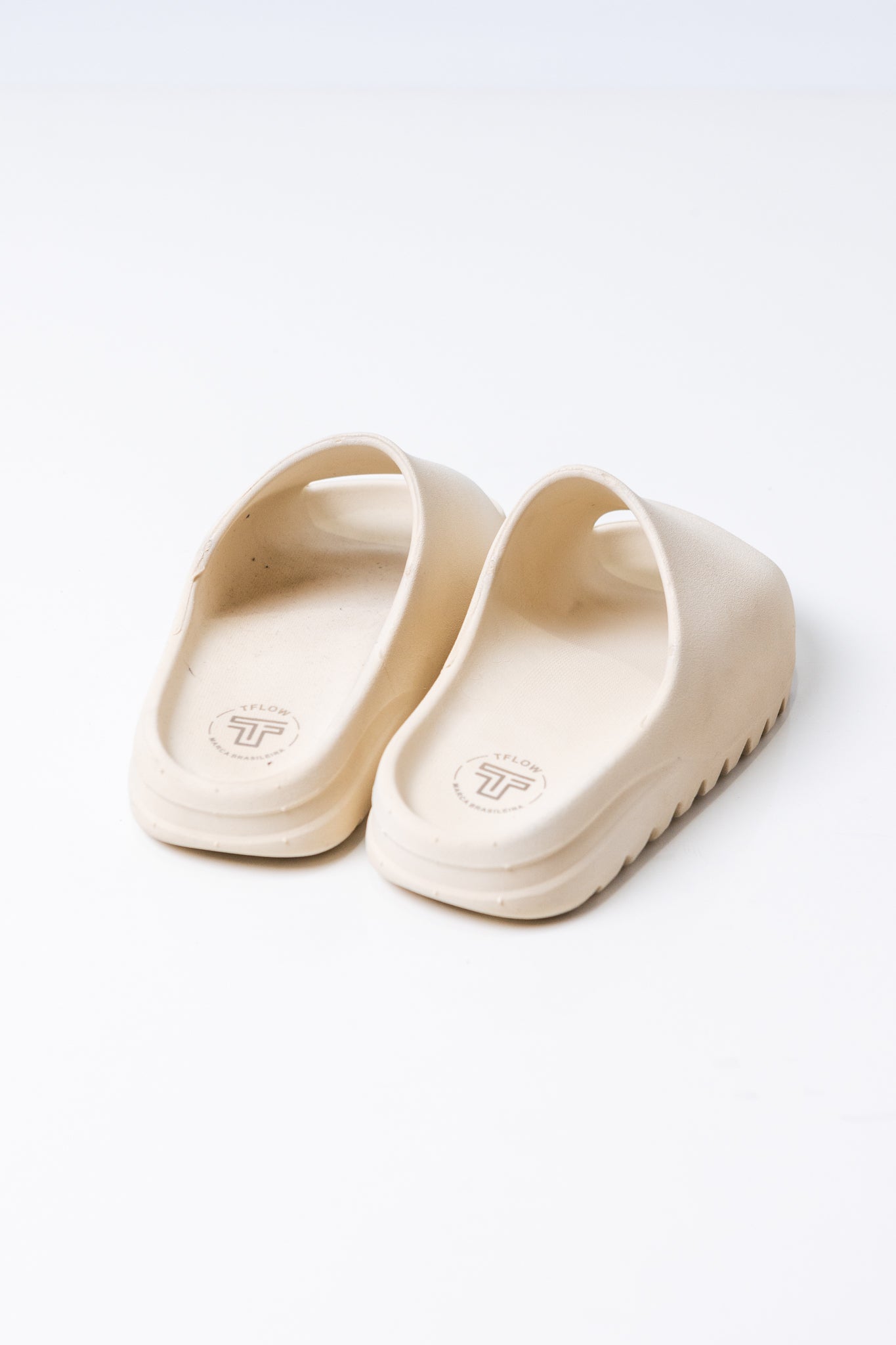 Chinelo Nuvem Duna