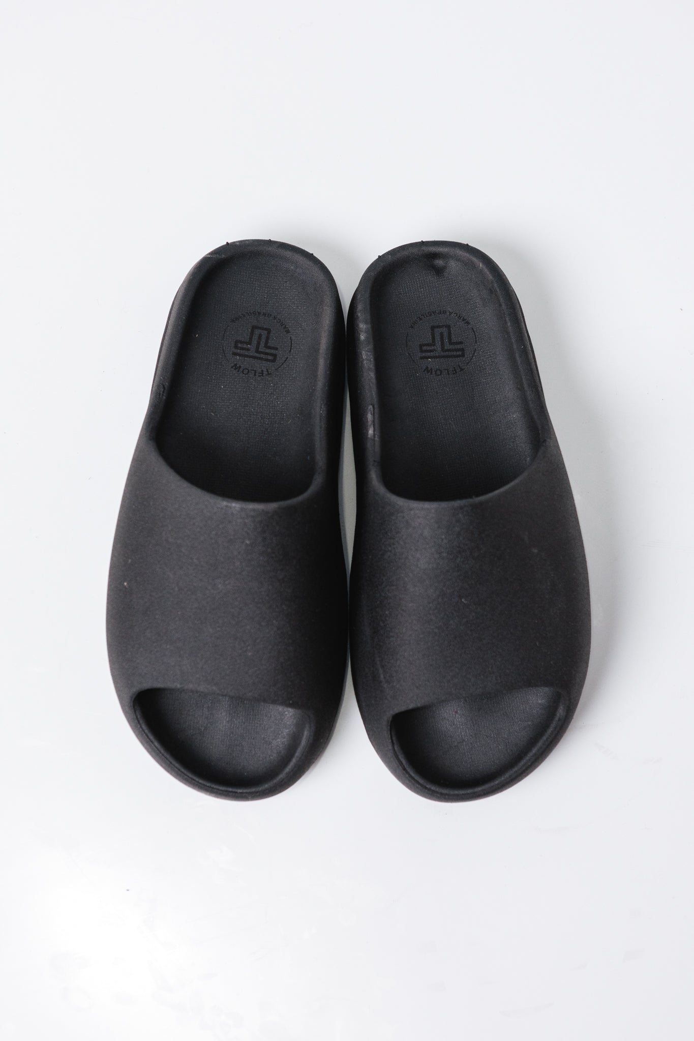 Chinelo Nuvem Duna Preto