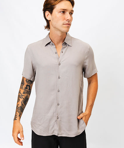 camisa_viscose_mc_rayon_cinza_12118_1_2d73245050acd99e36c7eb3f9db954e0.jpg