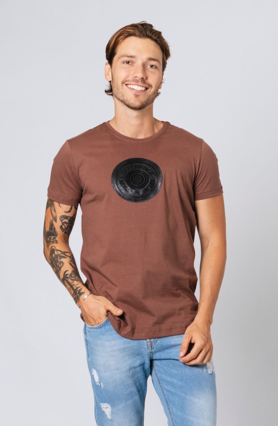 Camiseta Chandow Marrom