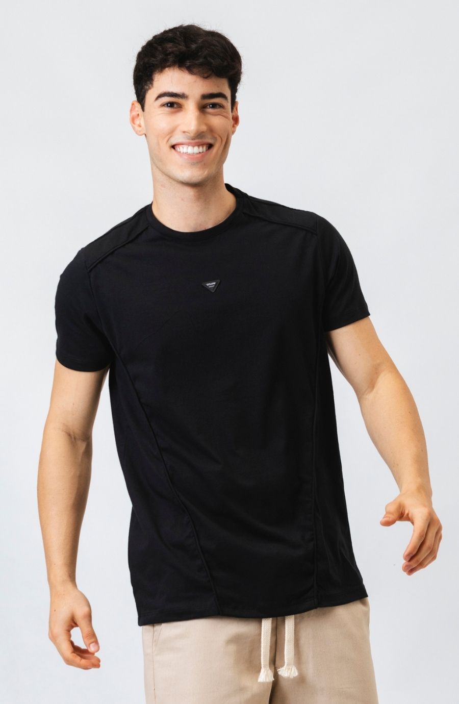 Camiseta Mohne Preta