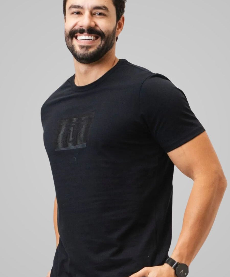 camiseta_nuowl_preta_12064_2_2a790cf208098140c6cf127d20aa60cb.jpg