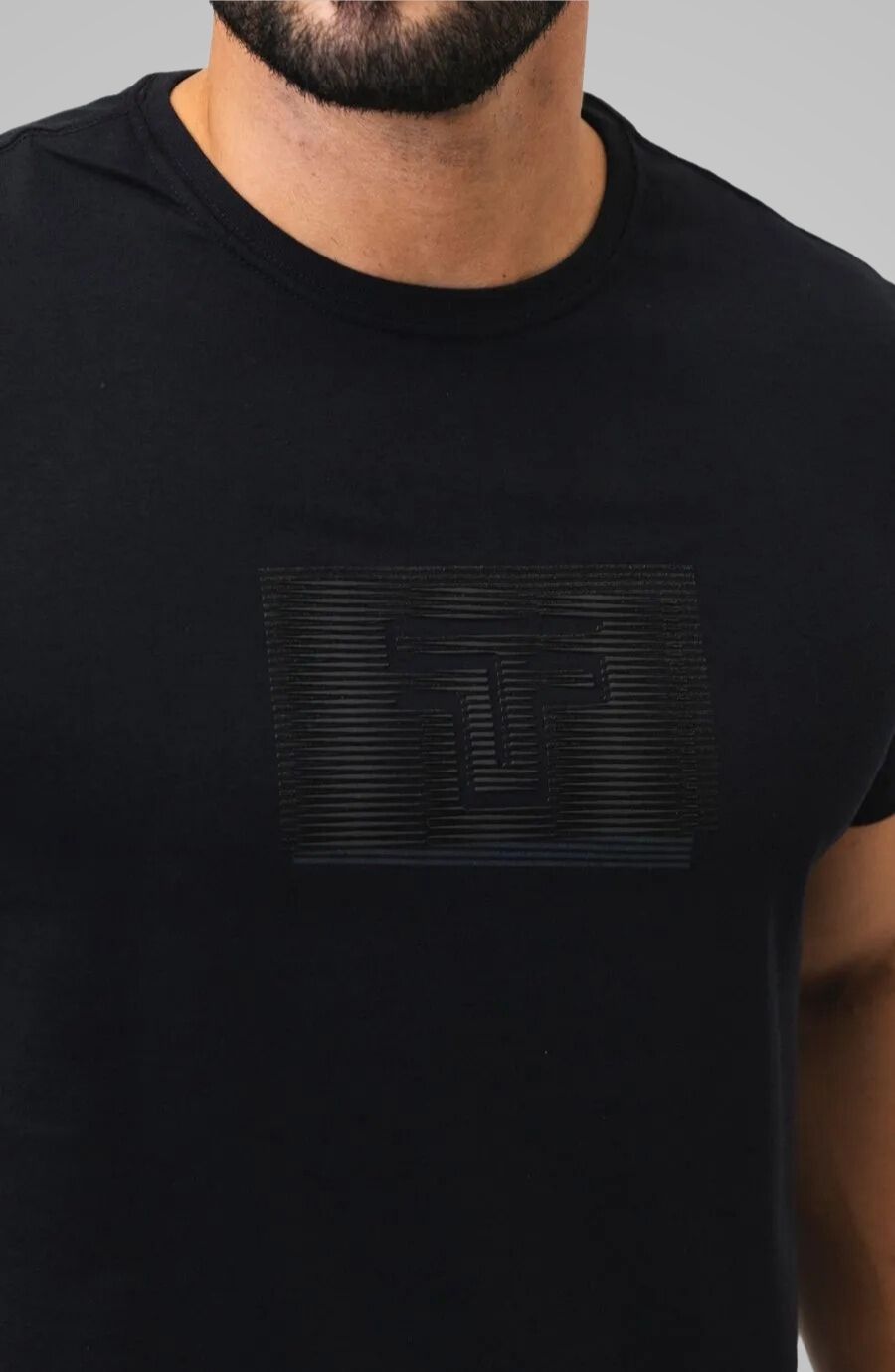 Camiseta Nuowl Preta