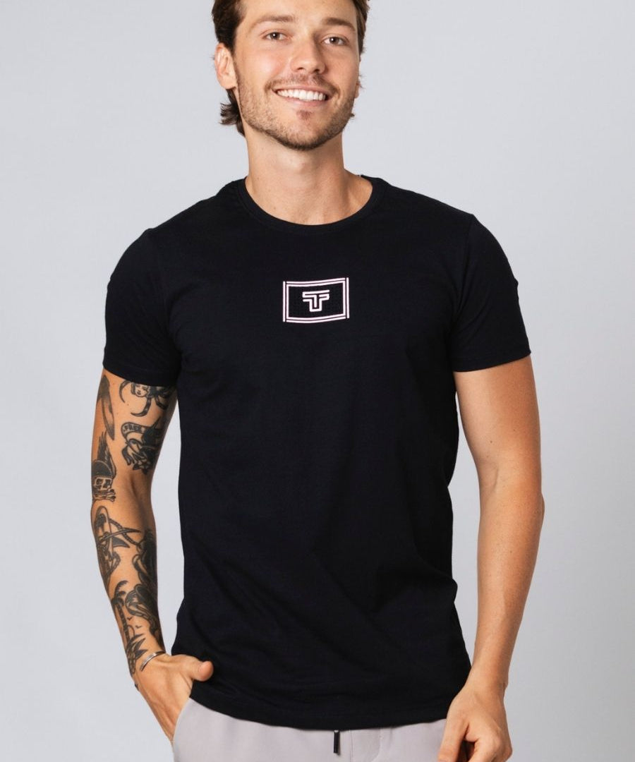 camiseta_phelow_preto_12008_1_2f06d2fcee9e5b49da7d696051a556b1.jpg