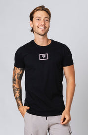 Camiseta Phelow Preta