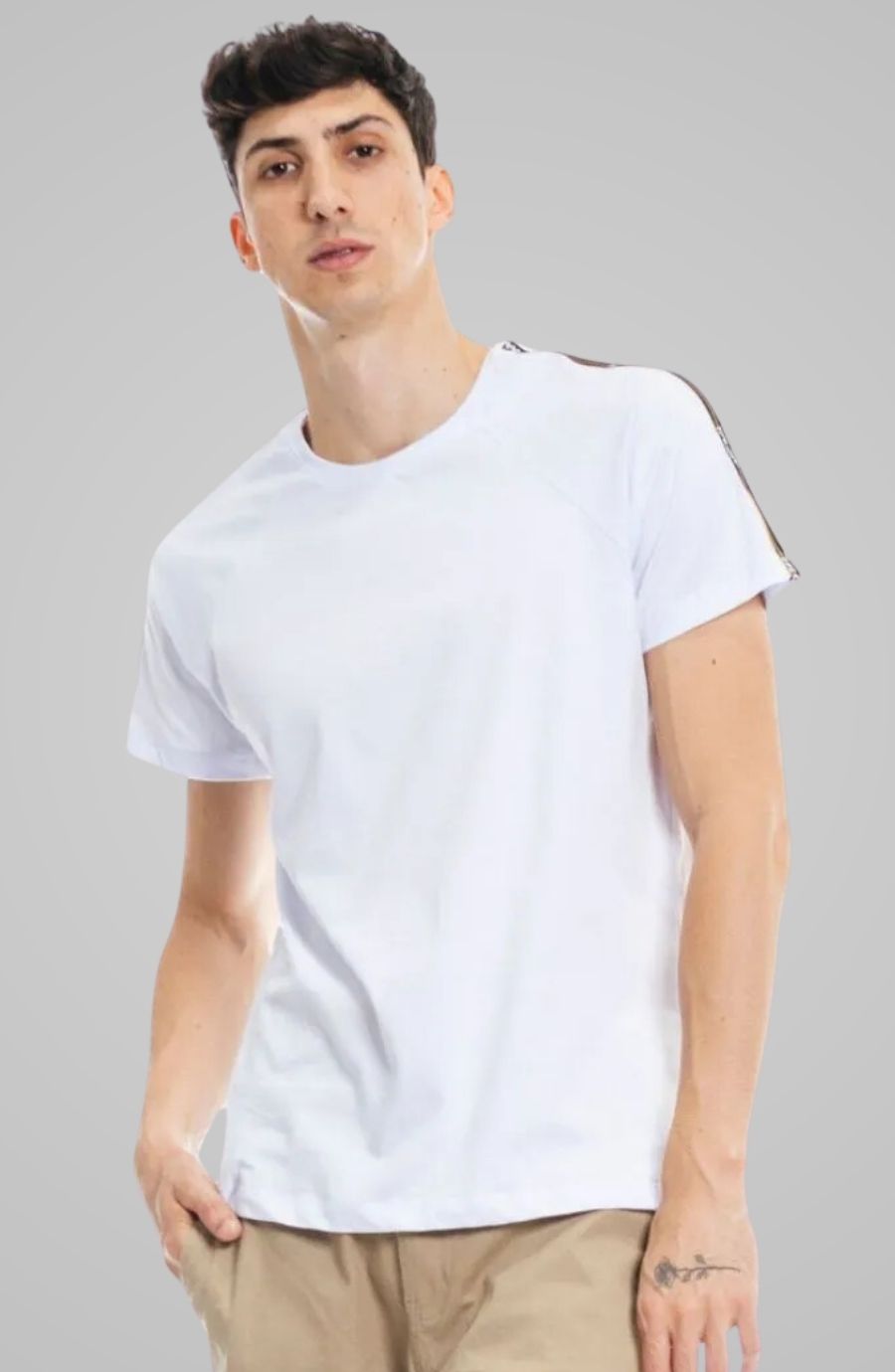 Camiseta Raglan Fresnie Branca