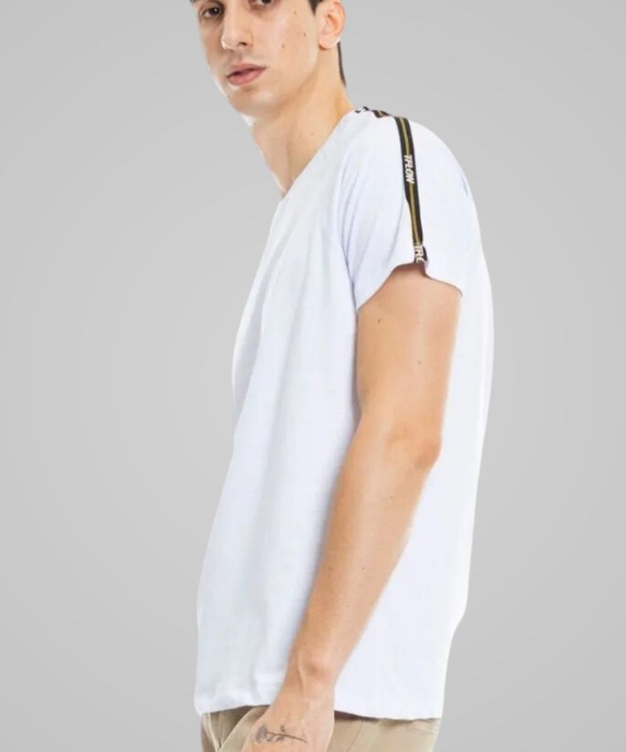 camiseta_raglan_fresnie_branca_11864_2_9a99b46f153fe6d8f08d97ab84242429.jpg