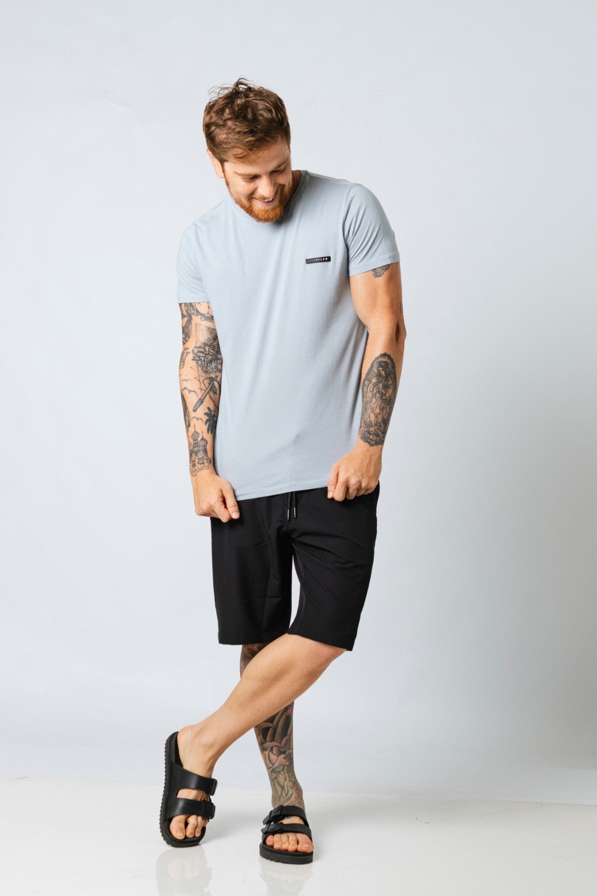 Camiseta Revive Class Cinza Chuva
