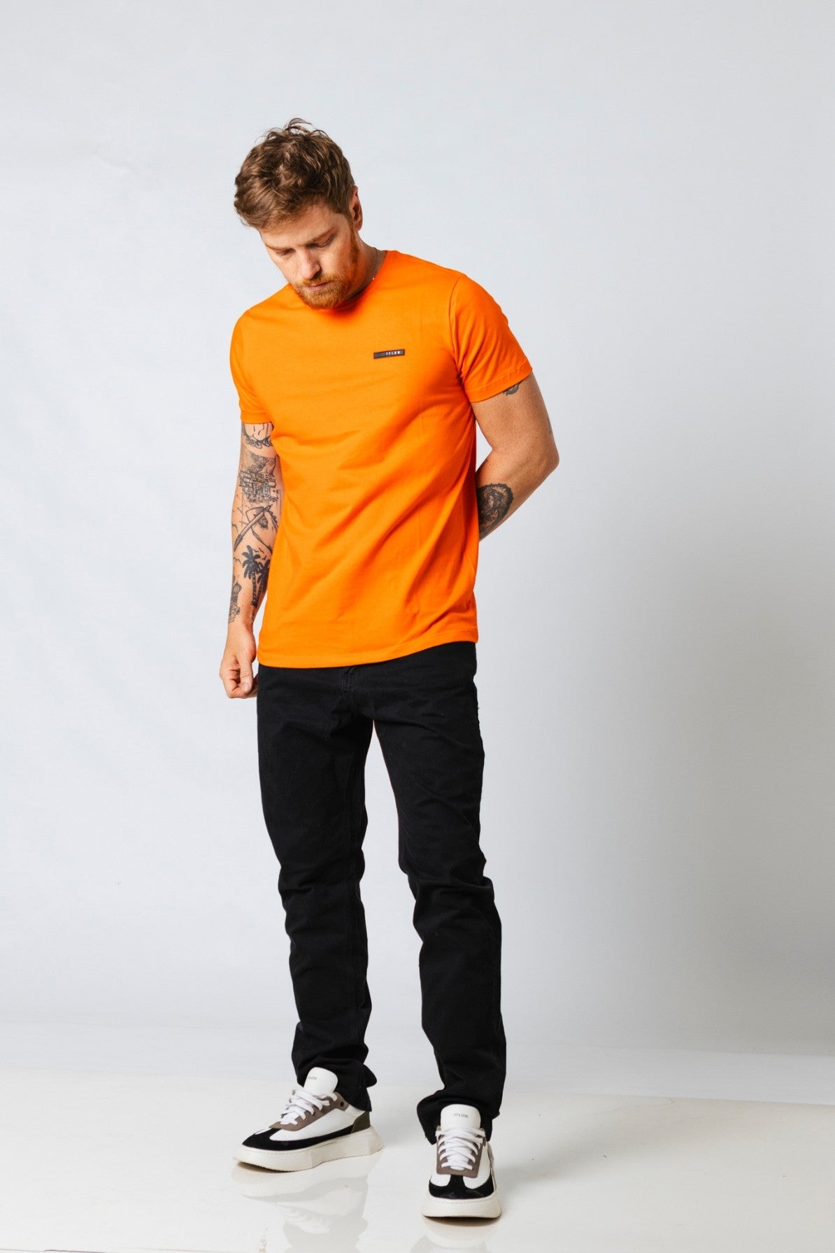 Camiseta Revive Class Laranja Oriente