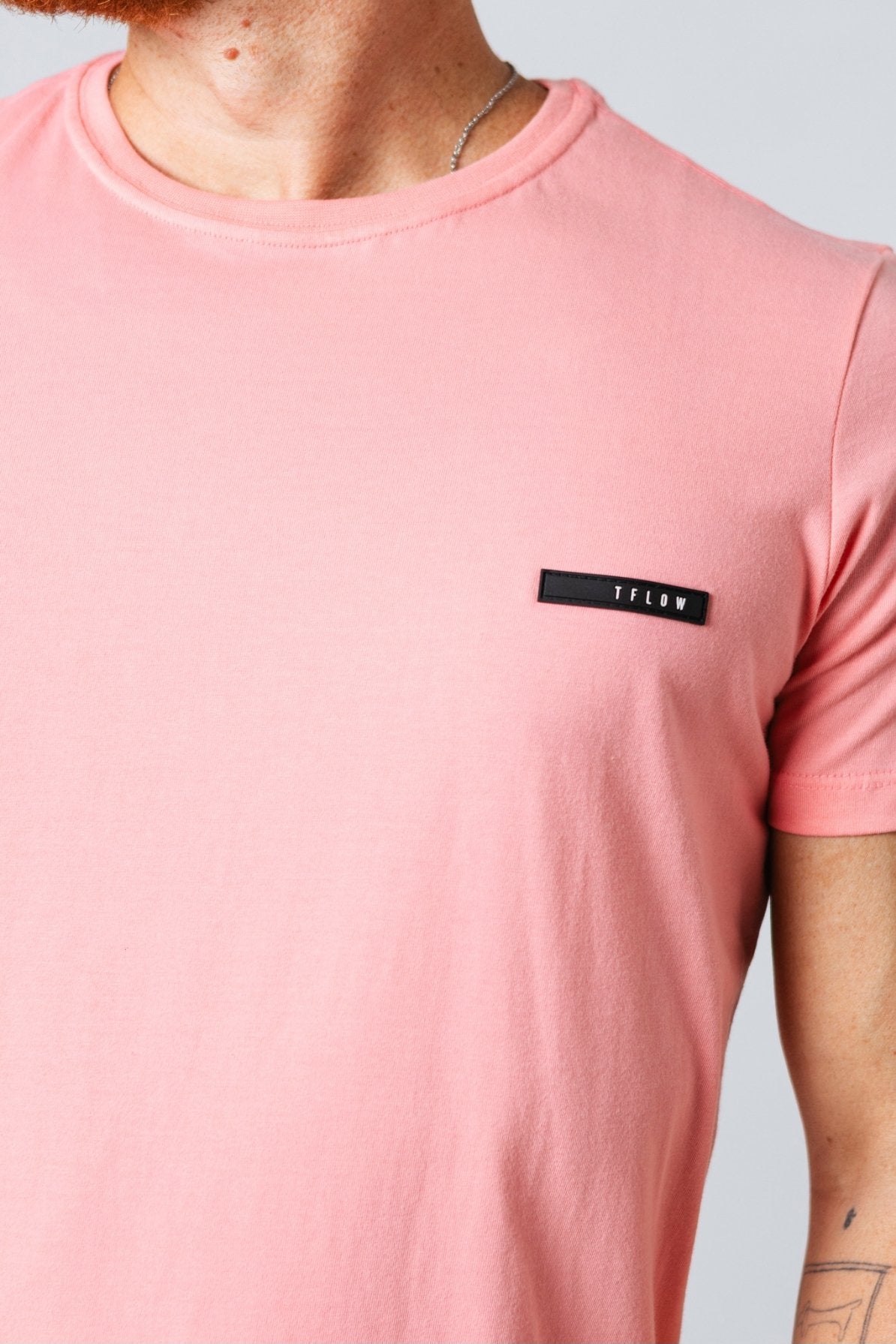 Camiseta Revive Class Rosa Goma