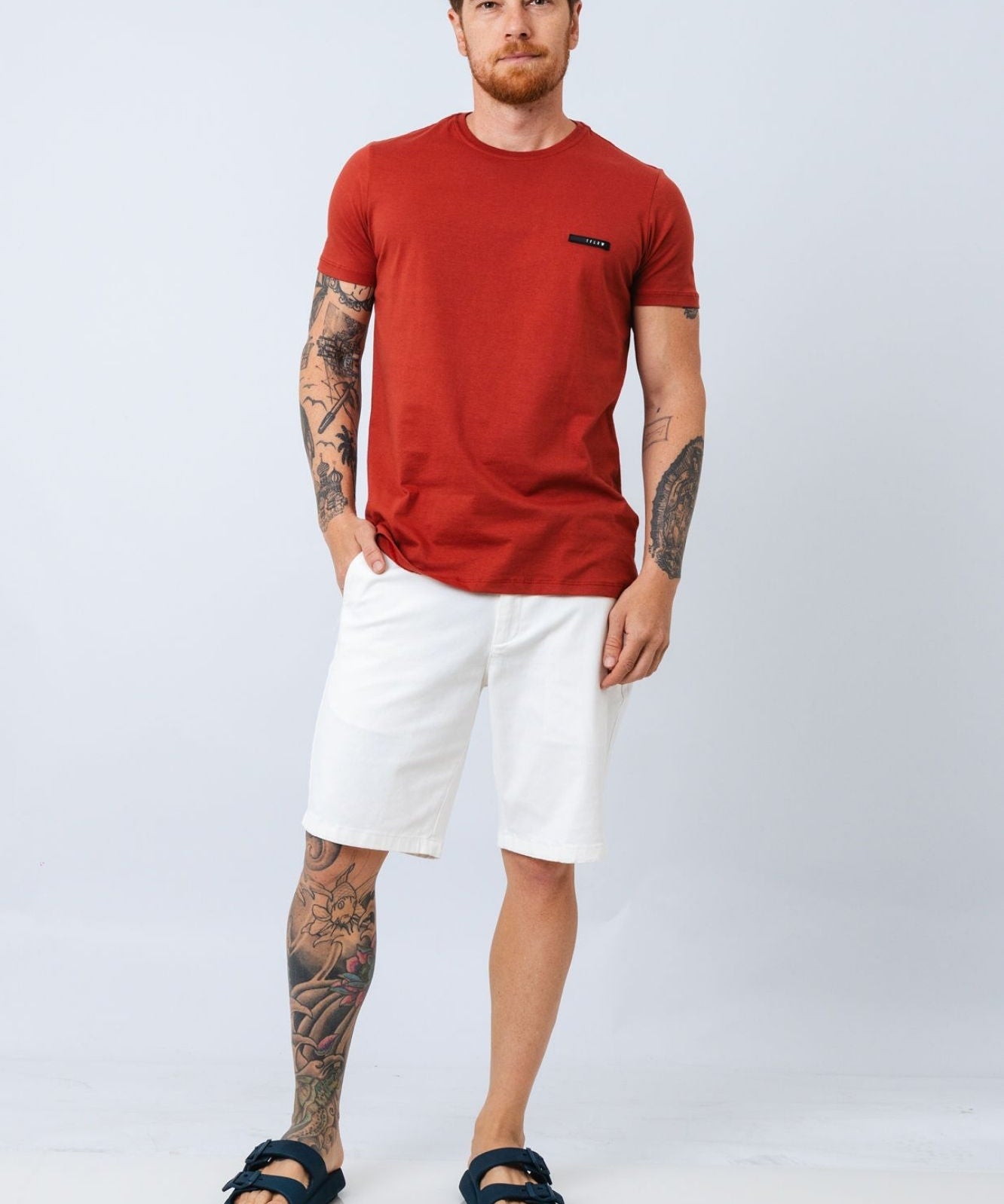 camiseta_revive_class_vermelho_ginger_2_20250814100416_c39e3a23e574.jpg