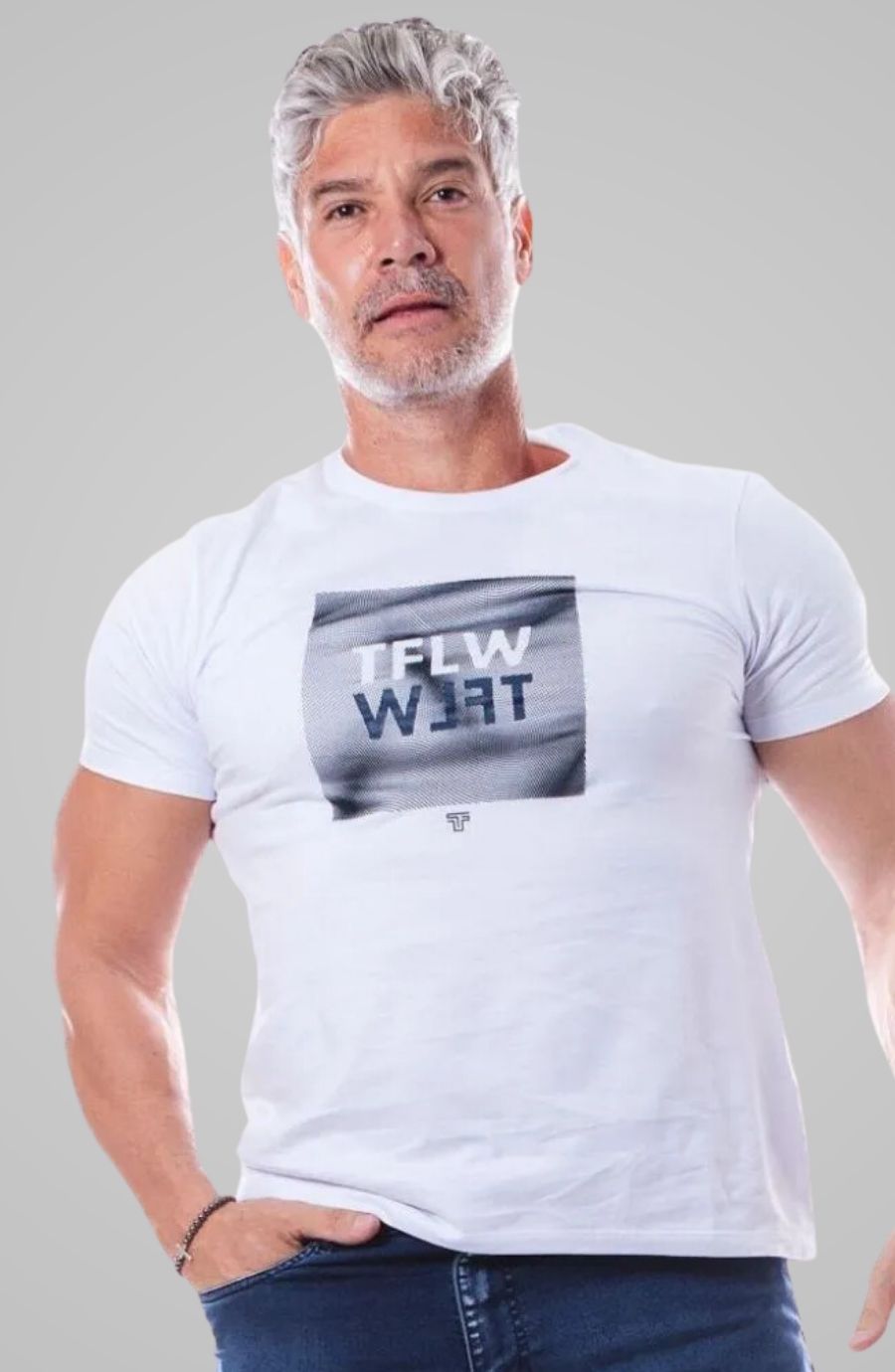 Camiseta Rhinwo Branca