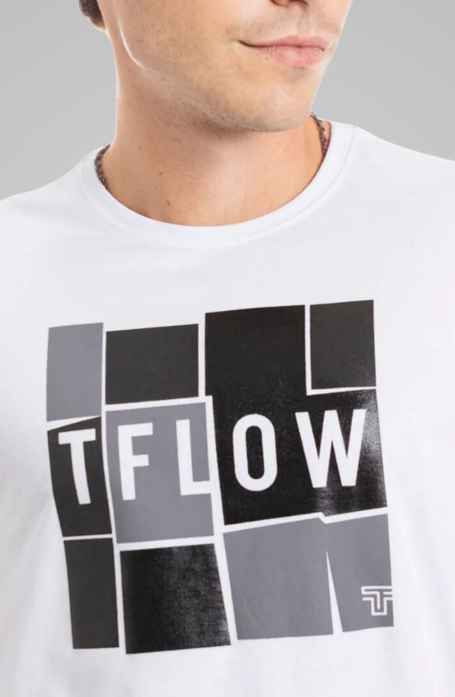 Camiseta Shueed Branca