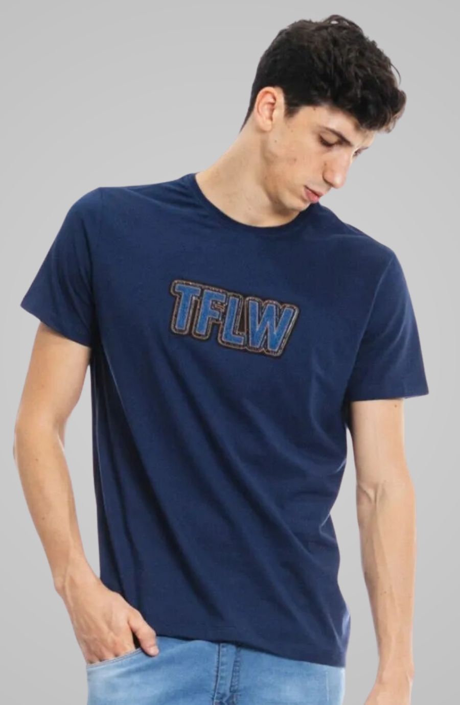 Camiseta Slouchy Azul Marinho
