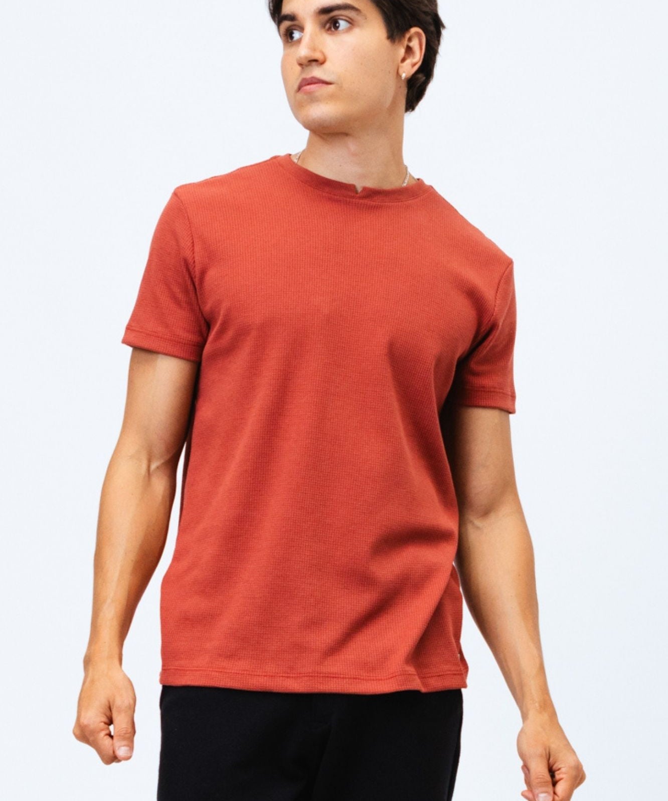 camiseta_vermelha_ginger_kai_12374_1_594752016eccc41d39df5c9c057905c8.jpg