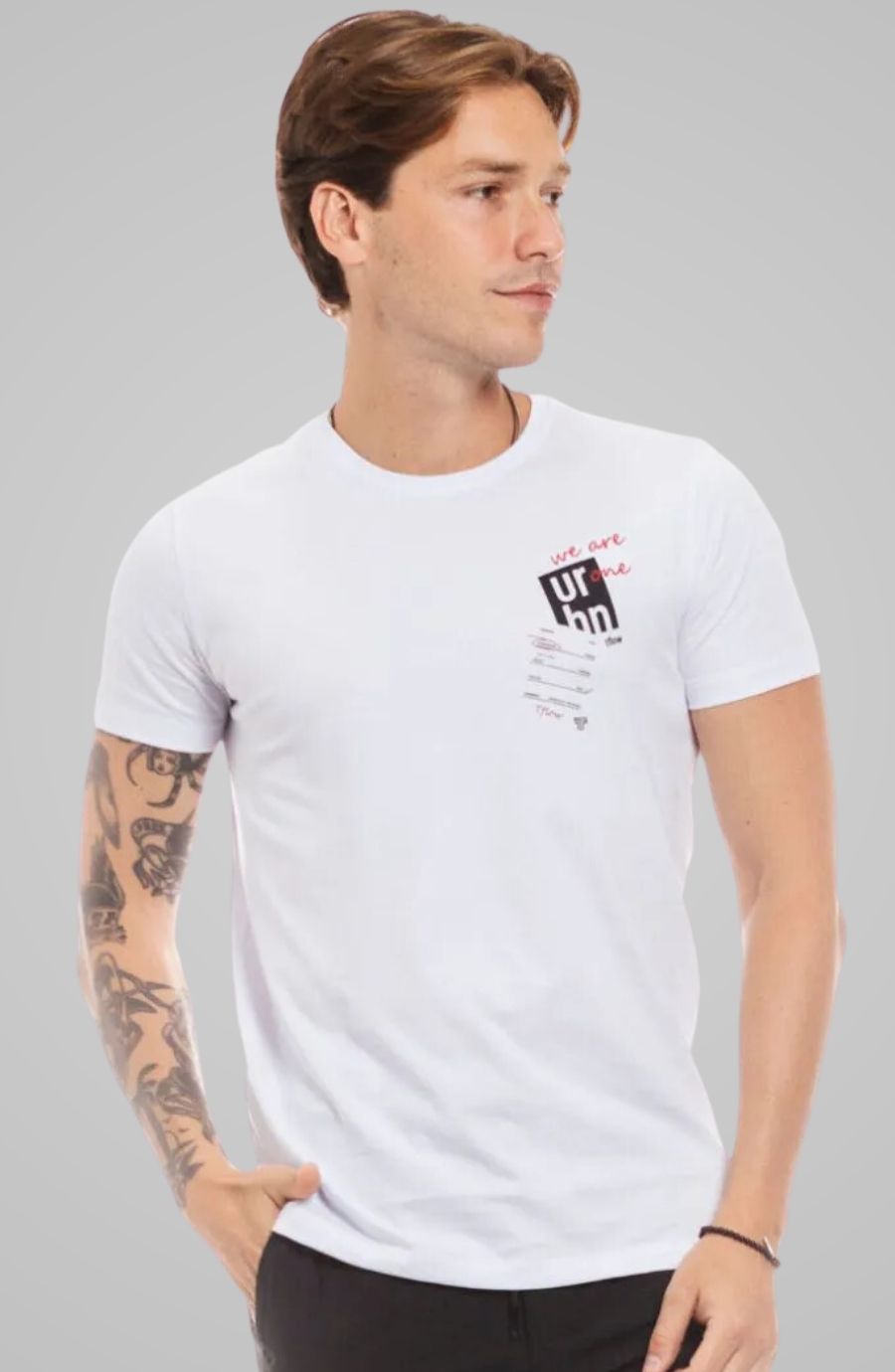 Camiseta We Are One Branca