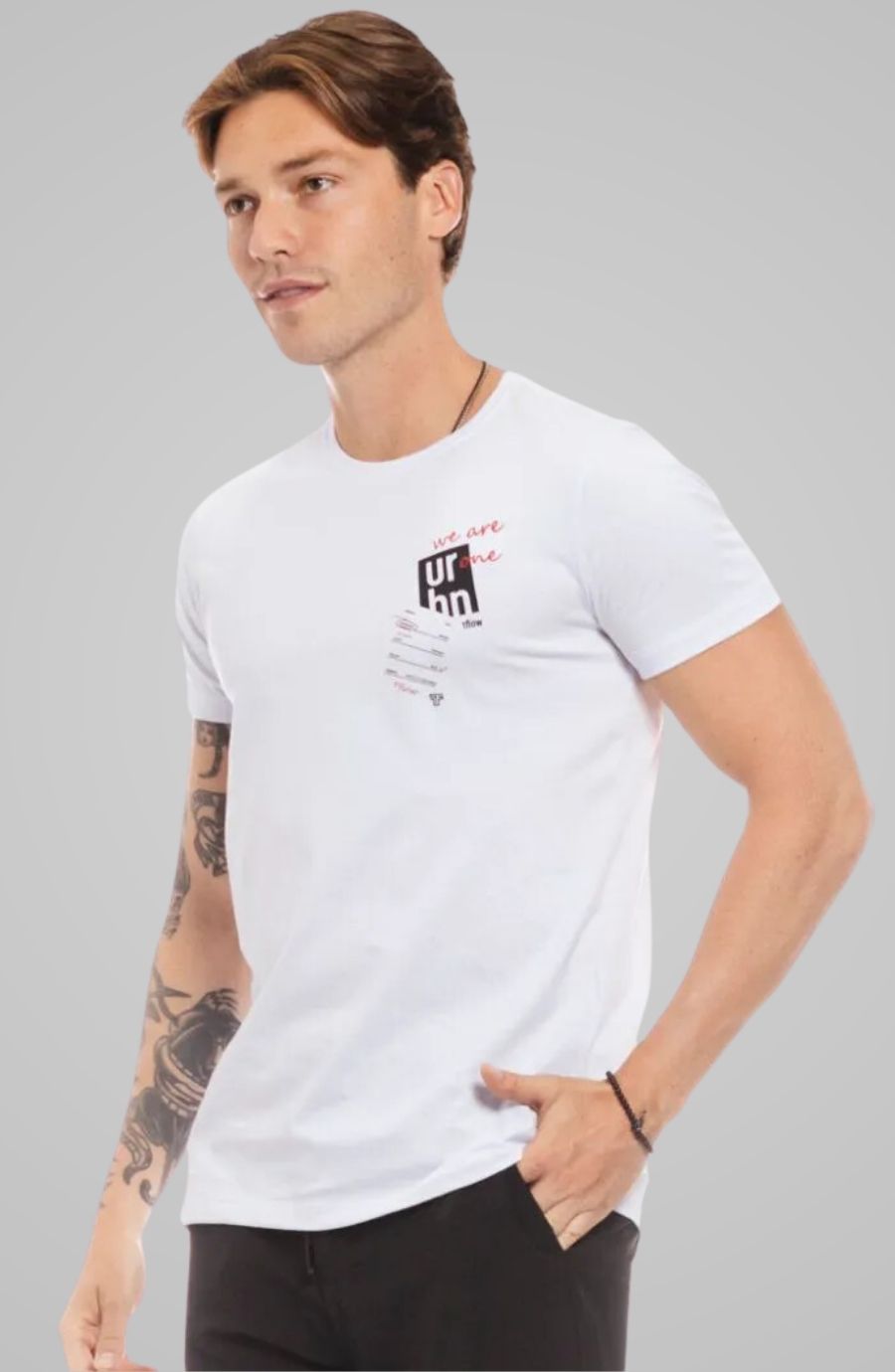 Camiseta We Are One Branca